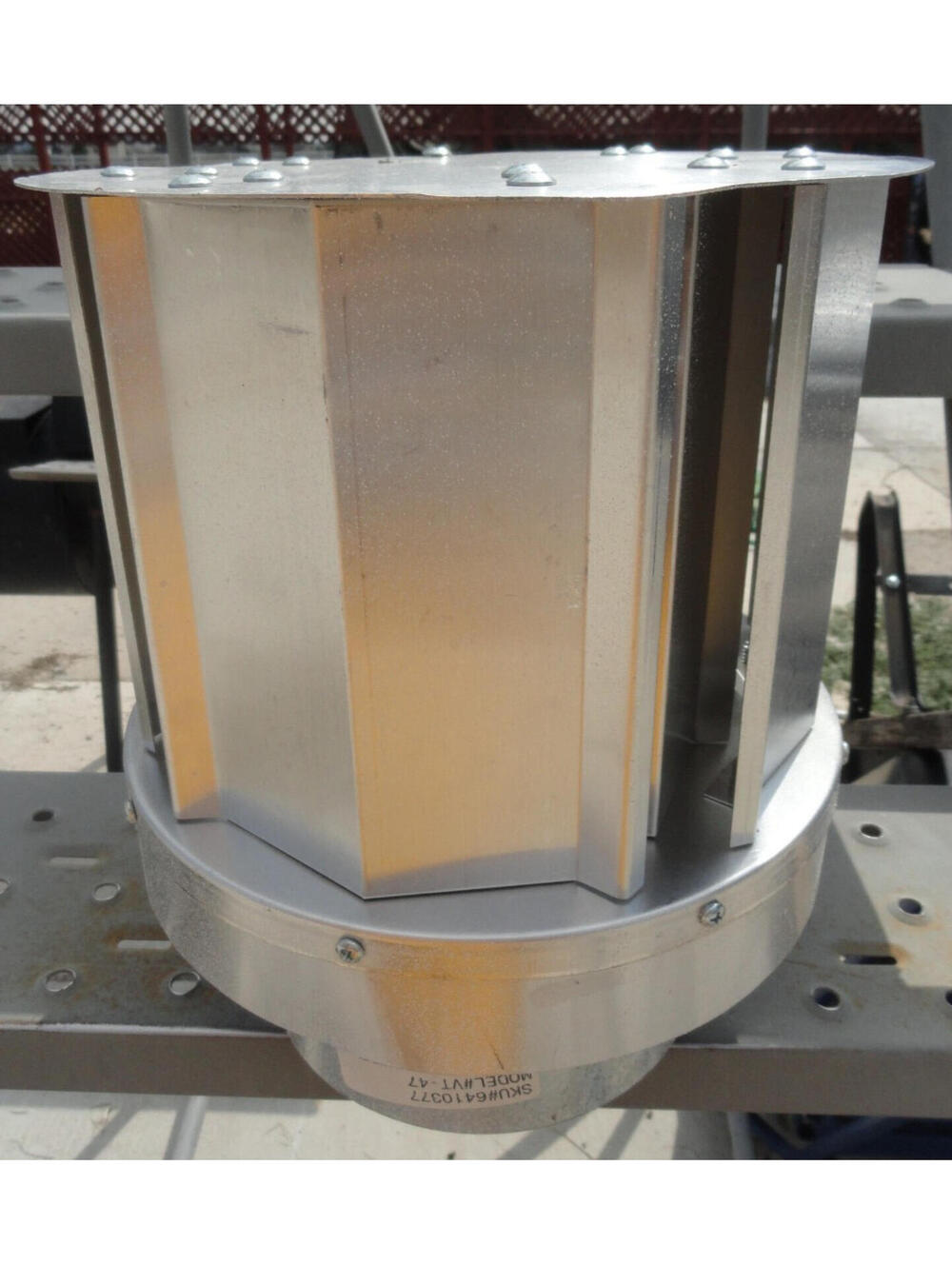 VERTICAL CHIMNEY VENT MODEL VT-47